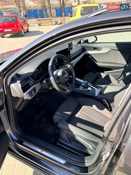 Универсал Audi A4 2020 в Старом Самборе