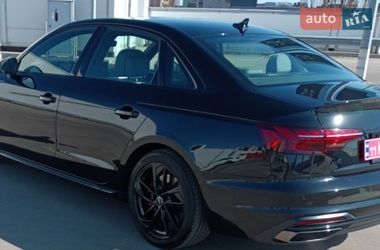 Седан Audi A4 2023 в Киеве