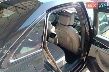 Седан Audi A4 2023 в Киеве
