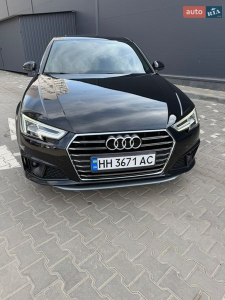 Седан Audi A4 2019 в Одесі