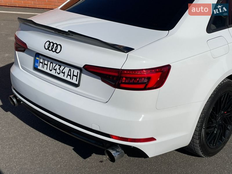 Седан Audi A4 2016 в Киеве
