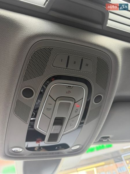 Седан Audi A4 2019 в Одесі