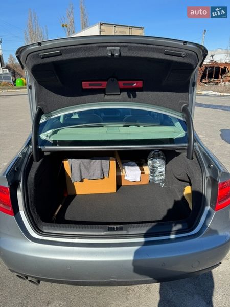 Седан Audi A4 2010 в Буче