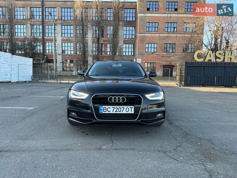 Седан Audi A4 2014 в Киеве