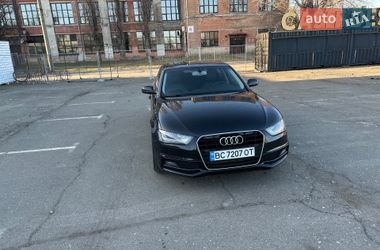 Седан Audi A4 2014 в Києві