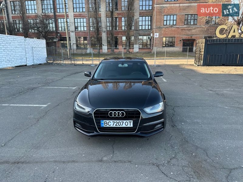 Седан Audi A4 2014 в Києві