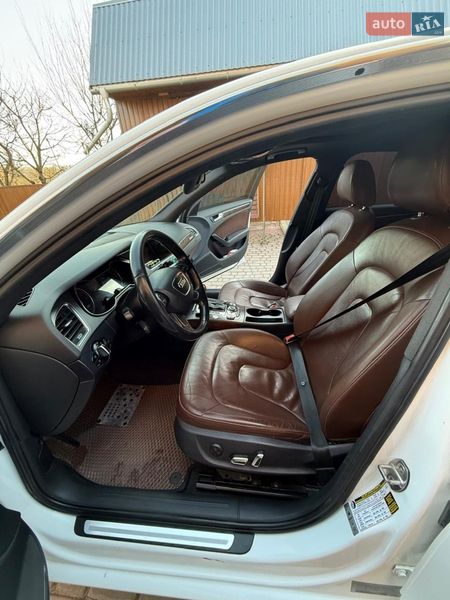 Седан Audi A4 2013 в Вижнице
