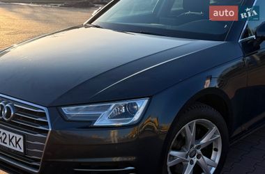 Седан Audi A4 2017 в Ровно