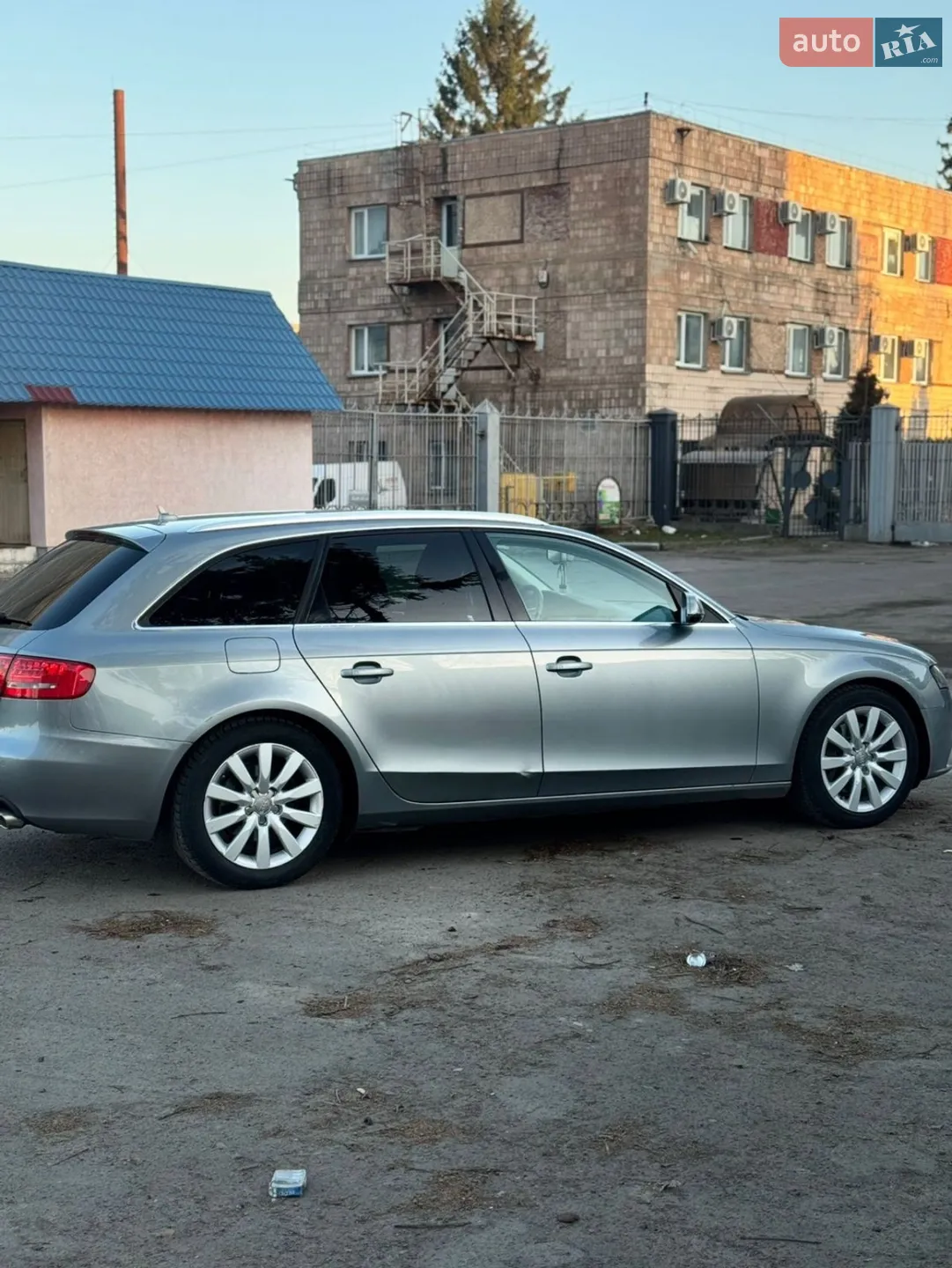 2010 Audi A4 - мініатюра 8