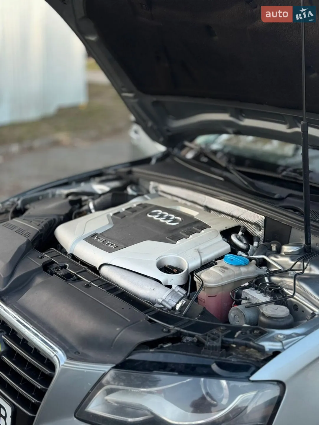2010 Audi A4 - мініатюра 17