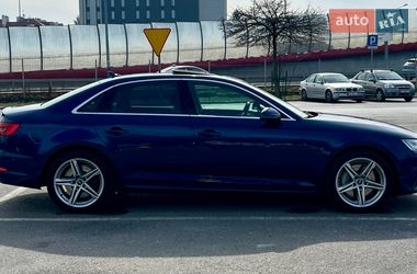 Седан Audi A4 2016 в Львові