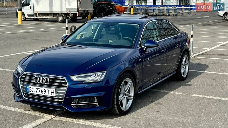 Седан Audi A4 2016 в Львові