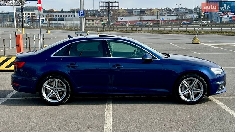 Седан Audi A4 2016 в Львові