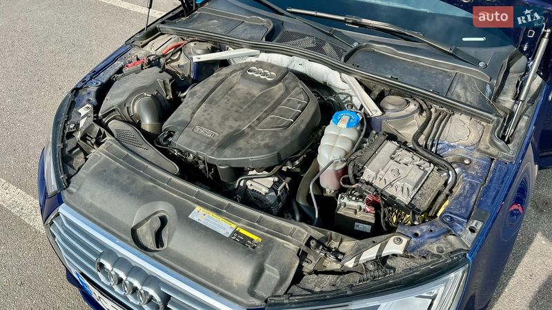 Седан Audi A4 2016 в Львові