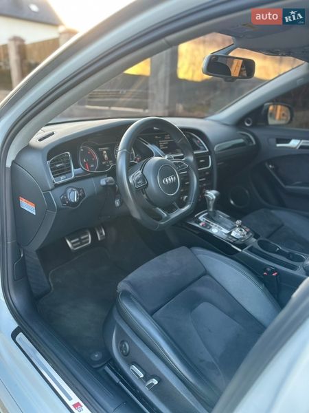 Седан Audi A4 2015 в Тернополе
