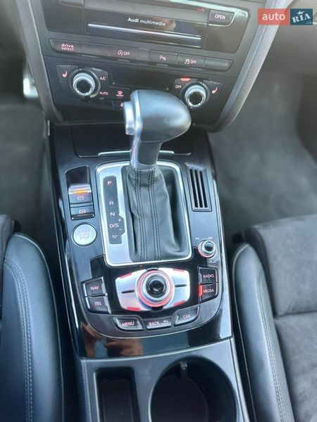 Седан Audi A4 2015 в Тернополе