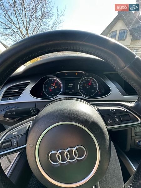 Седан Audi A4 2014 в Ивано-Франковске