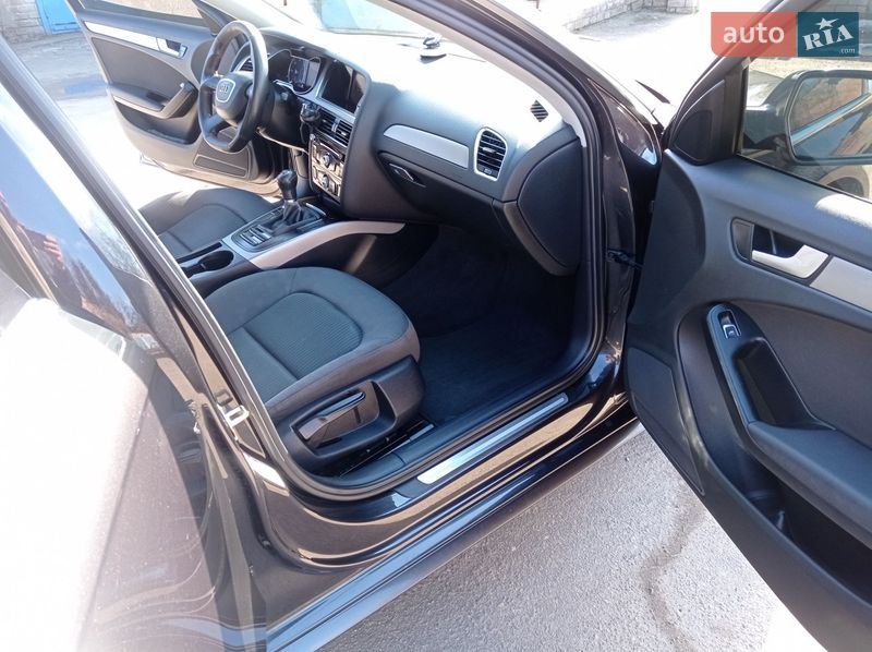 Универсал Audi A4 2012 в Черкассах