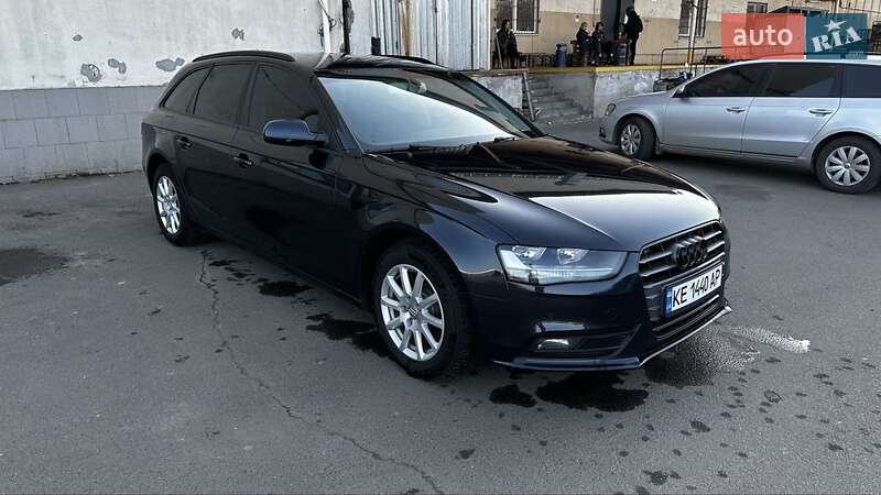 Audi A4 2014