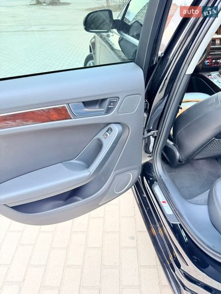 Седан Audi A4 2015 в Запорожье