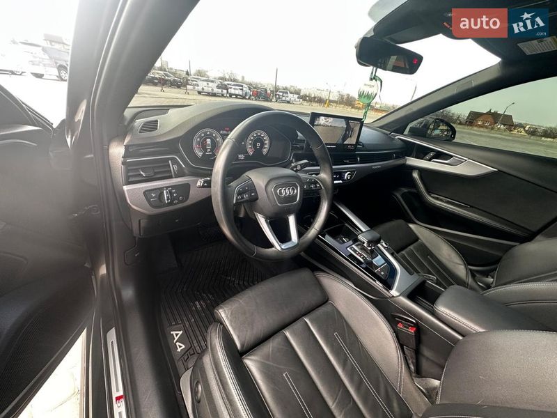 Седан Audi A4 2022 в Харькове