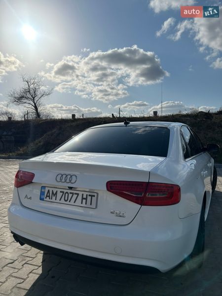 Седан Audi A4 2013 в Ирпене