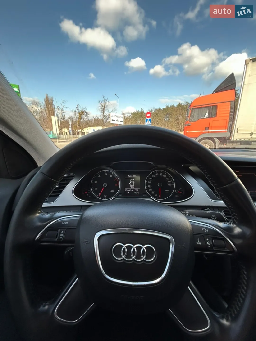 2013 Audi A4 - мініатюра 16