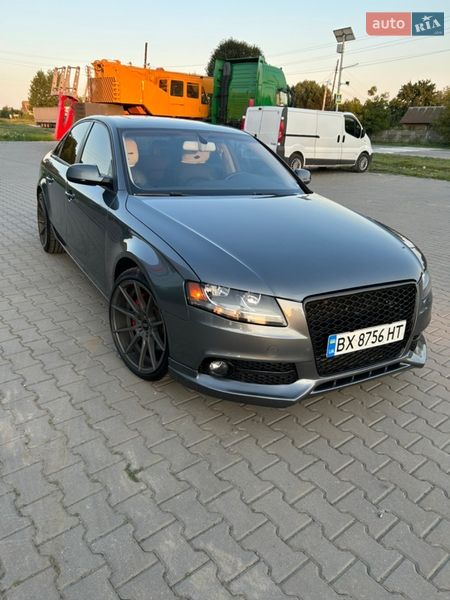 Седан Audi A4 2012 в Хмельницком