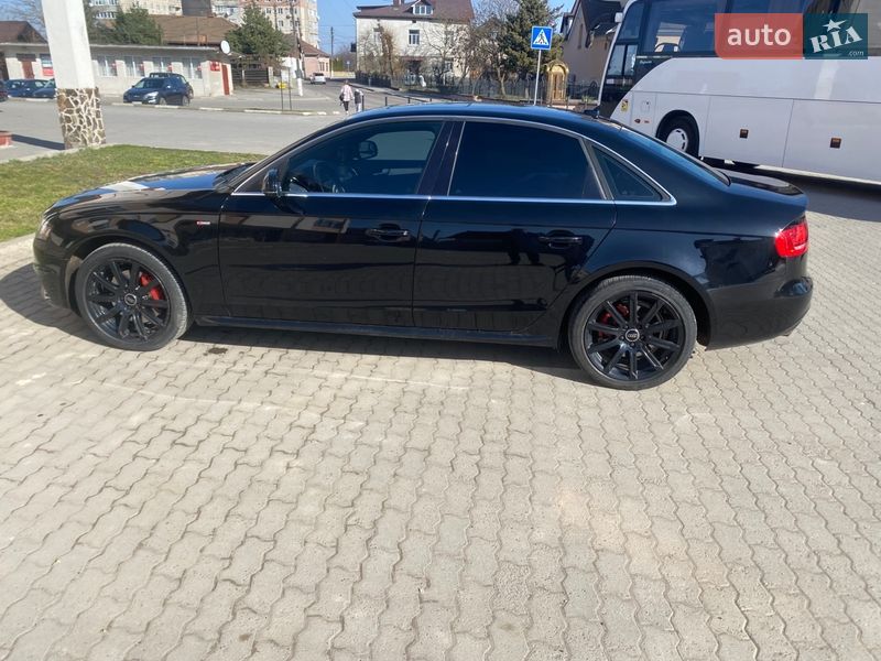 Седан Audi A4 2011 в Галиче