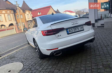 Седан Audi A4 2016 в Черновцах
