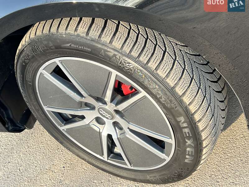 Універсал Audi A4 2016 в Дрогобичі