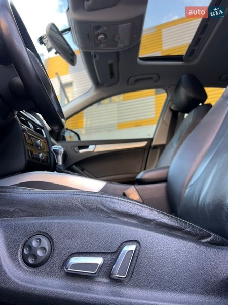 Седан Audi A4 2012 в Киеве