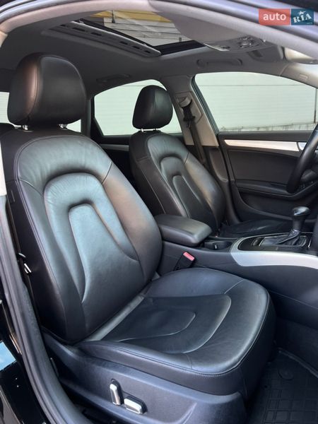 Седан Audi A4 2012 в Киеве