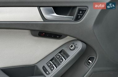 Седан Audi A4 2013 в Львове