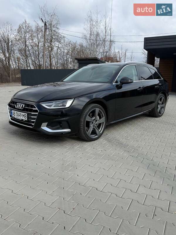 Audi A4 2022