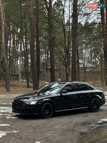 Седан Audi A4 2013 в Житомире