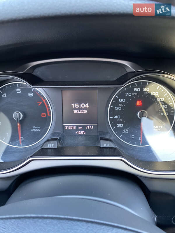 Седан Audi A4 2012 в Ужгороде