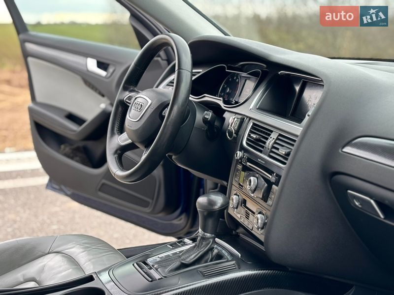 Седан Audi A4 2012 в Тернополі