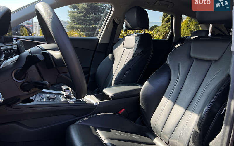 Універсал Audi A4 2016 в Львові