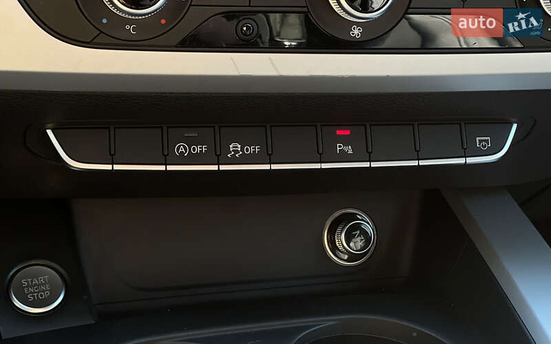 Універсал Audi A4 2016 в Львові