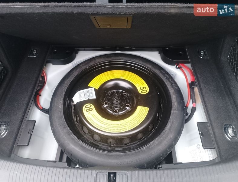 Седан Audi A4 2016 в Киеве