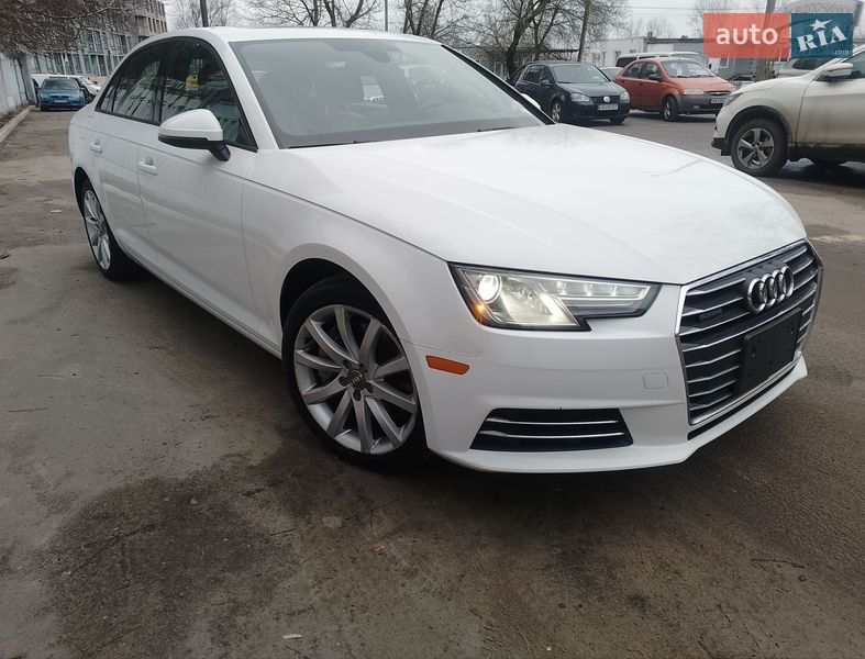 Седан Audi A4 2016 в Киеве