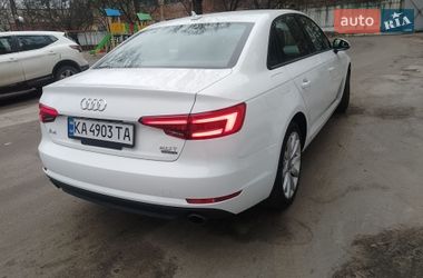 Седан Audi A4 2016 в Киеве