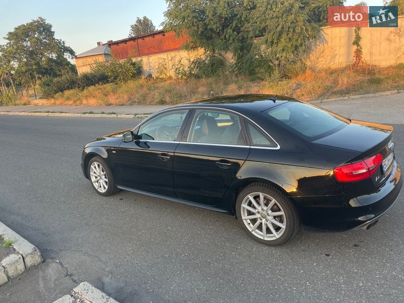 Седан Audi A4 2013 в Одессе