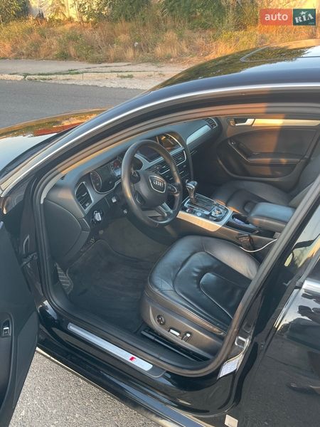 Седан Audi A4 2013 в Одессе