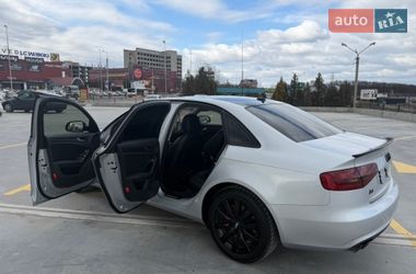 Седан Audi A4 2012 в Тернополе