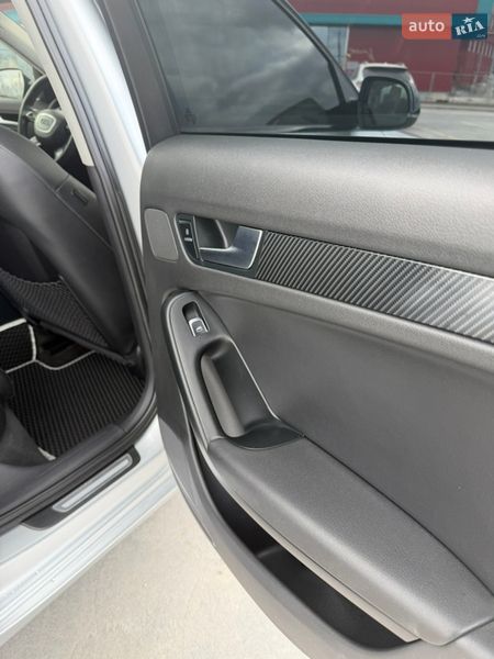 Седан Audi A4 2012 в Тернополі