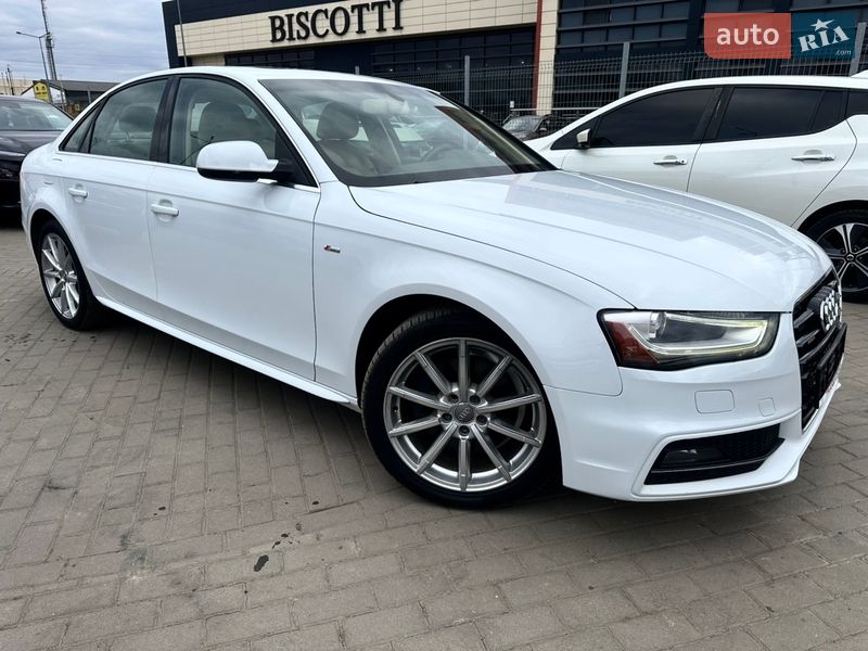 Седан Audi A4 2014 в Львові
