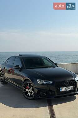 Седан Audi A4 2017 в Одесі