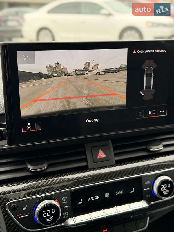 Седан Audi A4 2024 в Киеве